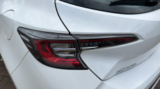 Toyota Corolla 1.8 VVT-i Hybrid Icon Tech 5dr CVT Hybrid Hatchback